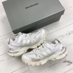 Bala*nciage White - Image 3