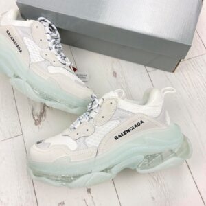 Balanc*iaga Triple 5