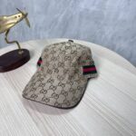 G*uci Fawn Color Cap