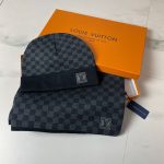 L*VE GREY WHITE HAT SET - Image 4