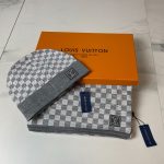 L*VE GREY WHITE HAT SET - Image 3