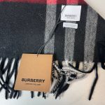 BE*RBERY BLACK SCARF - Image 2