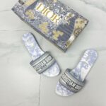 Dw*ay Women Slide - Image 4