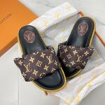 Poo*l Pillow Comfort Mules Slides - Image 3