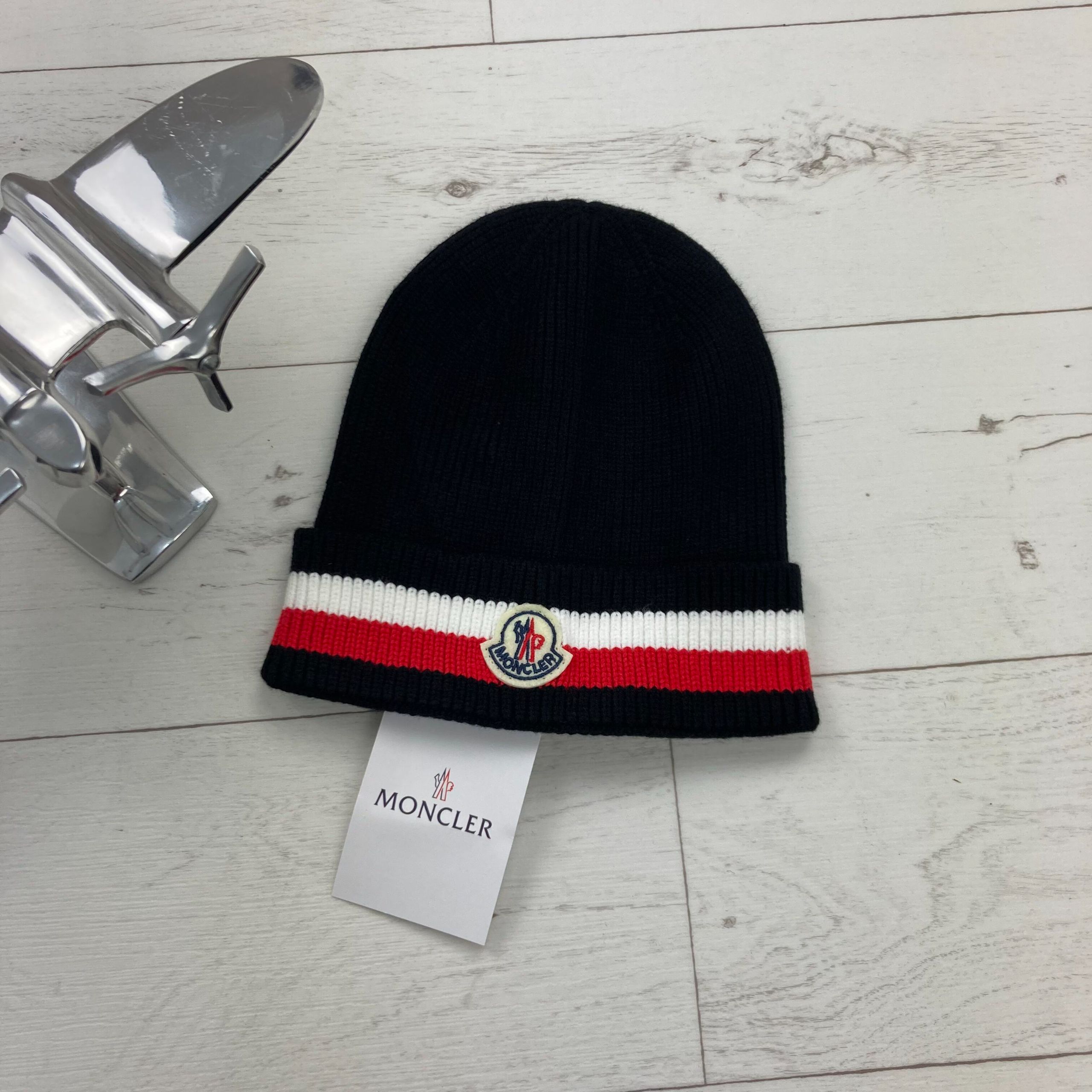 IMG_8629 MONCL*EAR RED WHITE STRIPE HAT - Image 1